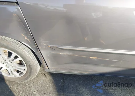 2011 Honda Odyssey Ex-L from USA, damaged, VIN 5FNRL5H6XBB079251